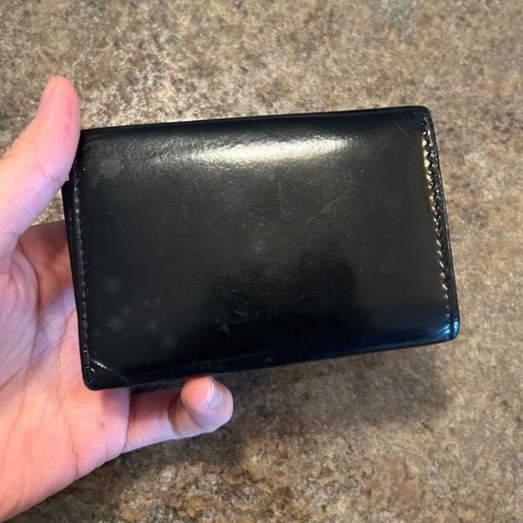 Authentic Prada Key Holder Case Black Patent Leather Silver Hardware - Picture 10 of 10